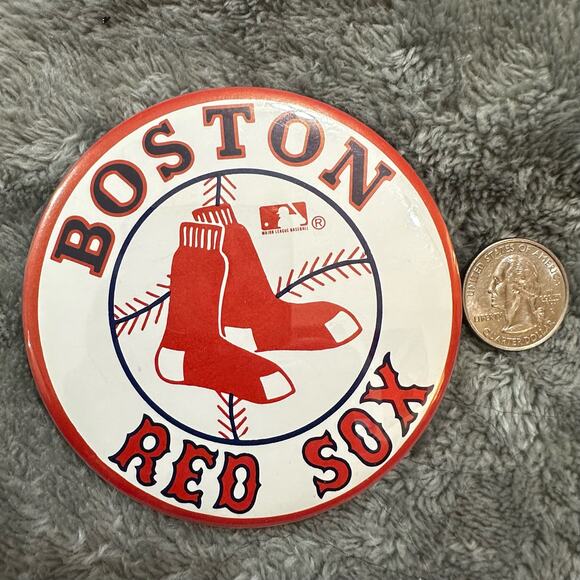 Vintage 60s 70’s 80’s MLB Boston Red Sox Baseball Souvenir Pin Back Button - Picture 2 of 3